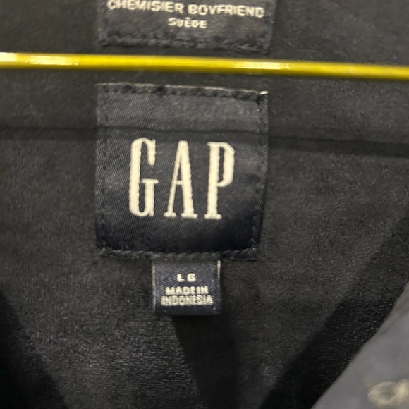 GAP Women's Navy Button Down faux suede shirt size large - Picture 3 of 3